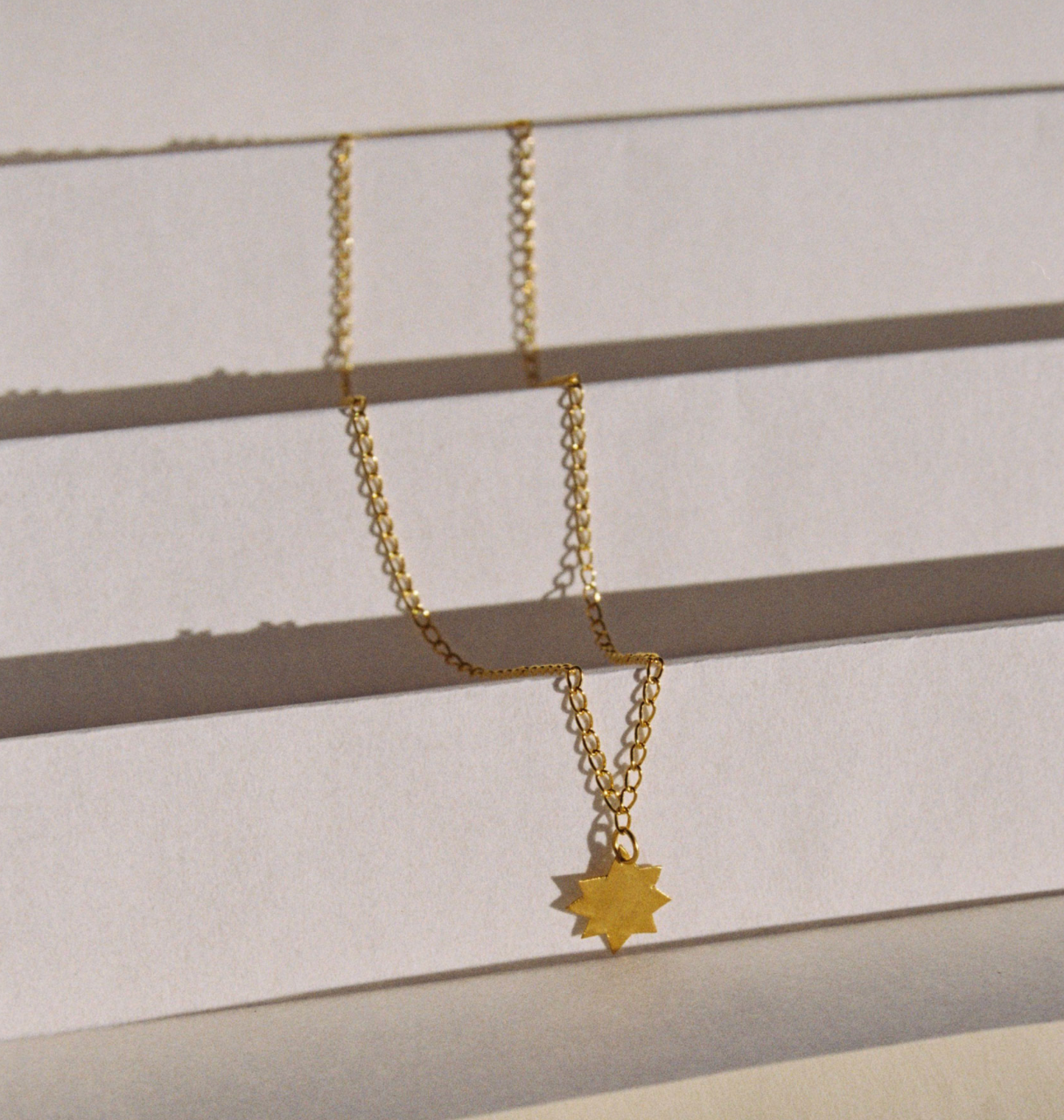 Apres Ski Estrella Gold Pendant