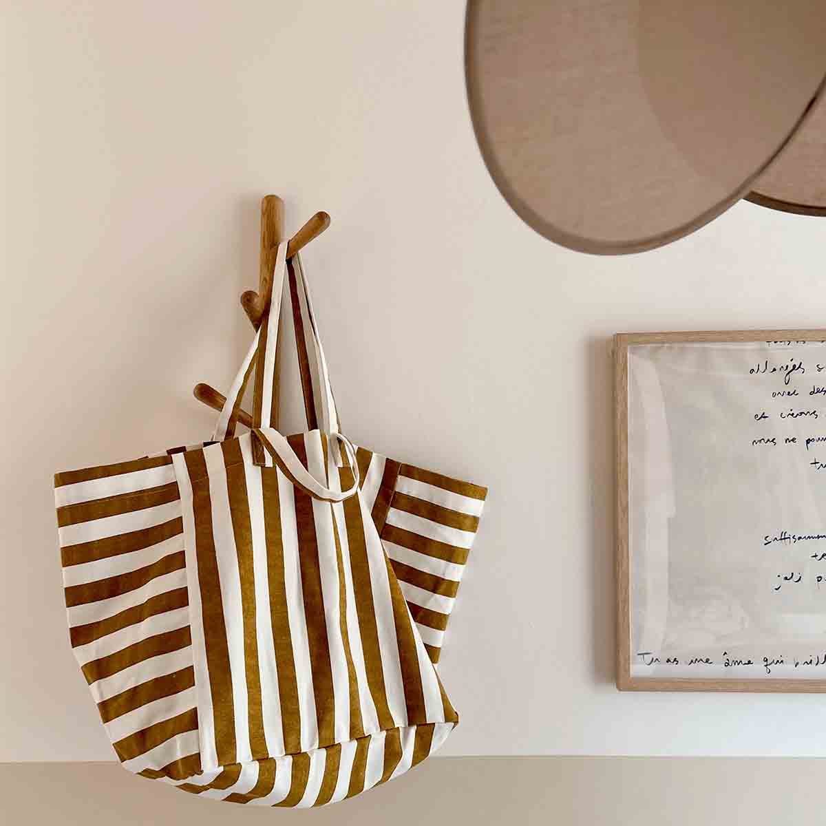 ELISA TOTE BAG STRIPES CARAMEL - ECRU: CARAMEL - ECRU / STRIPES