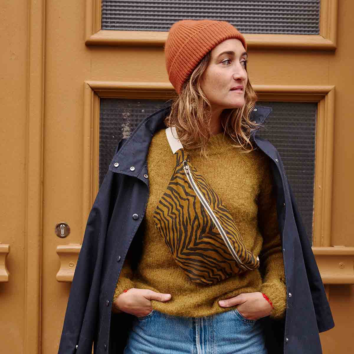 WOMEN BUM BAG ZEBROU TAPENADE: TAPENADE / ZEBROU