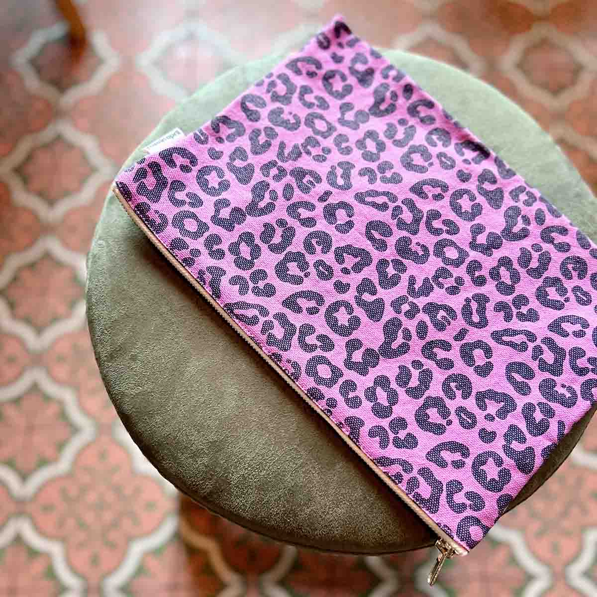 LILI FLAT POUCH GRAOU ORCHID: ORCHID / GRAOU