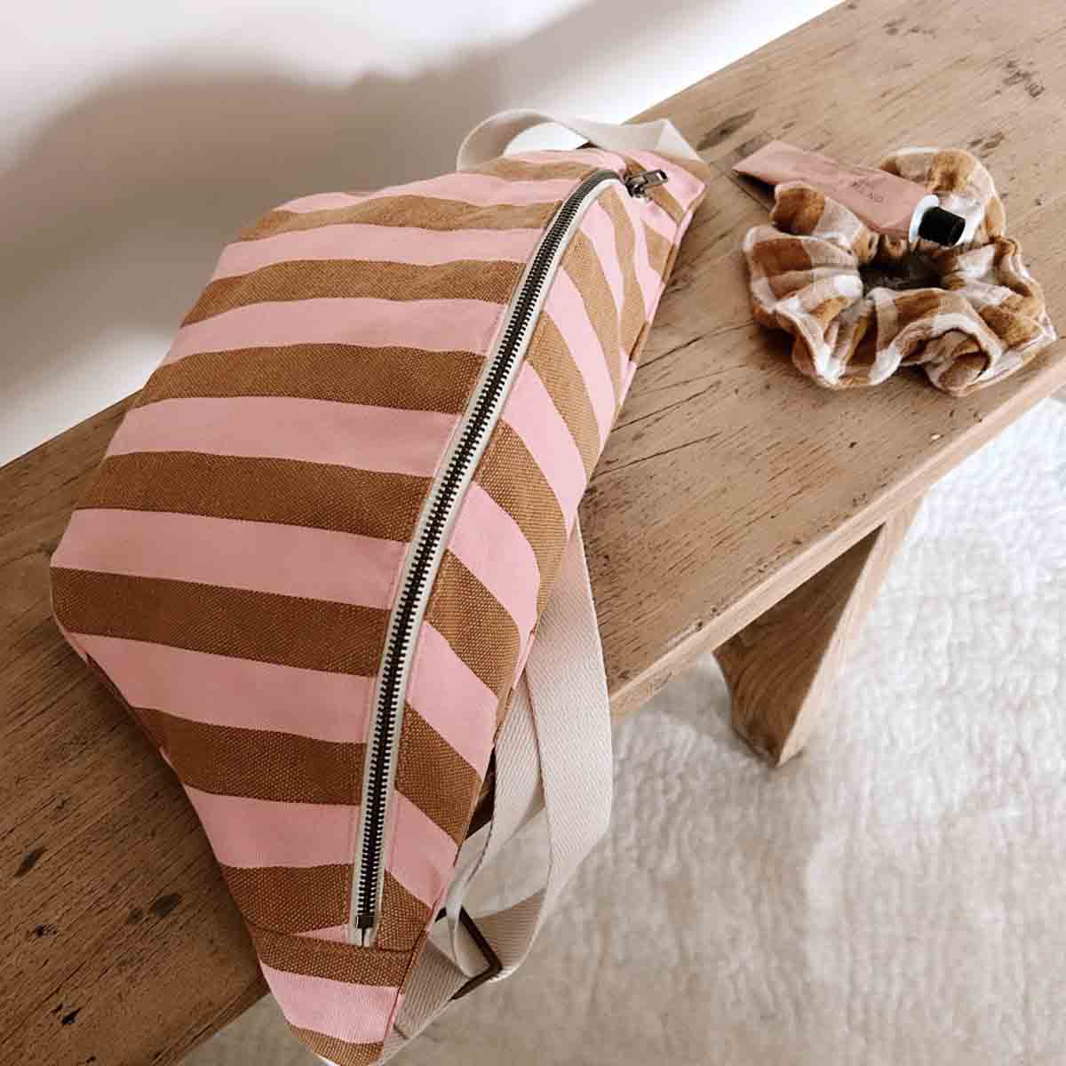 WOMEN BUM BAG STRIPES CARAMEL / STRAWBERRY