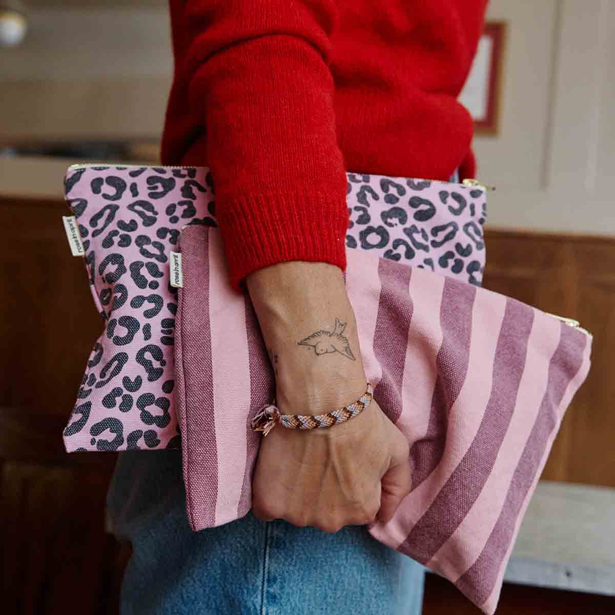 LILI FLAT POUCH GRAOU BUBBLE PINK: BUBBLE PINK / GRAOU