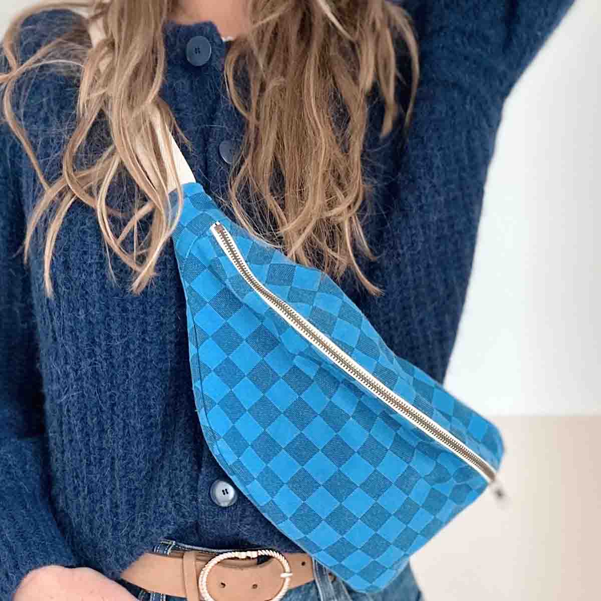 WOMEN BUM BAG CHECKERBOARD GREEK BLUE / NAVY BLUE