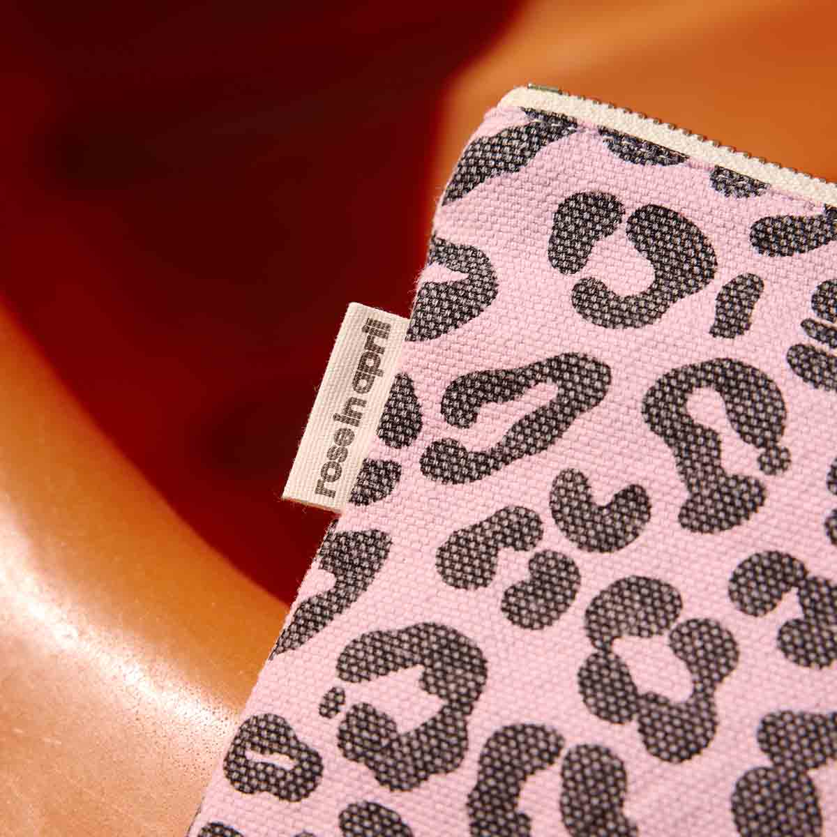 LILI FLAT POUCH GRAOU BUBBLE PINK: BUBBLE PINK / GRAOU