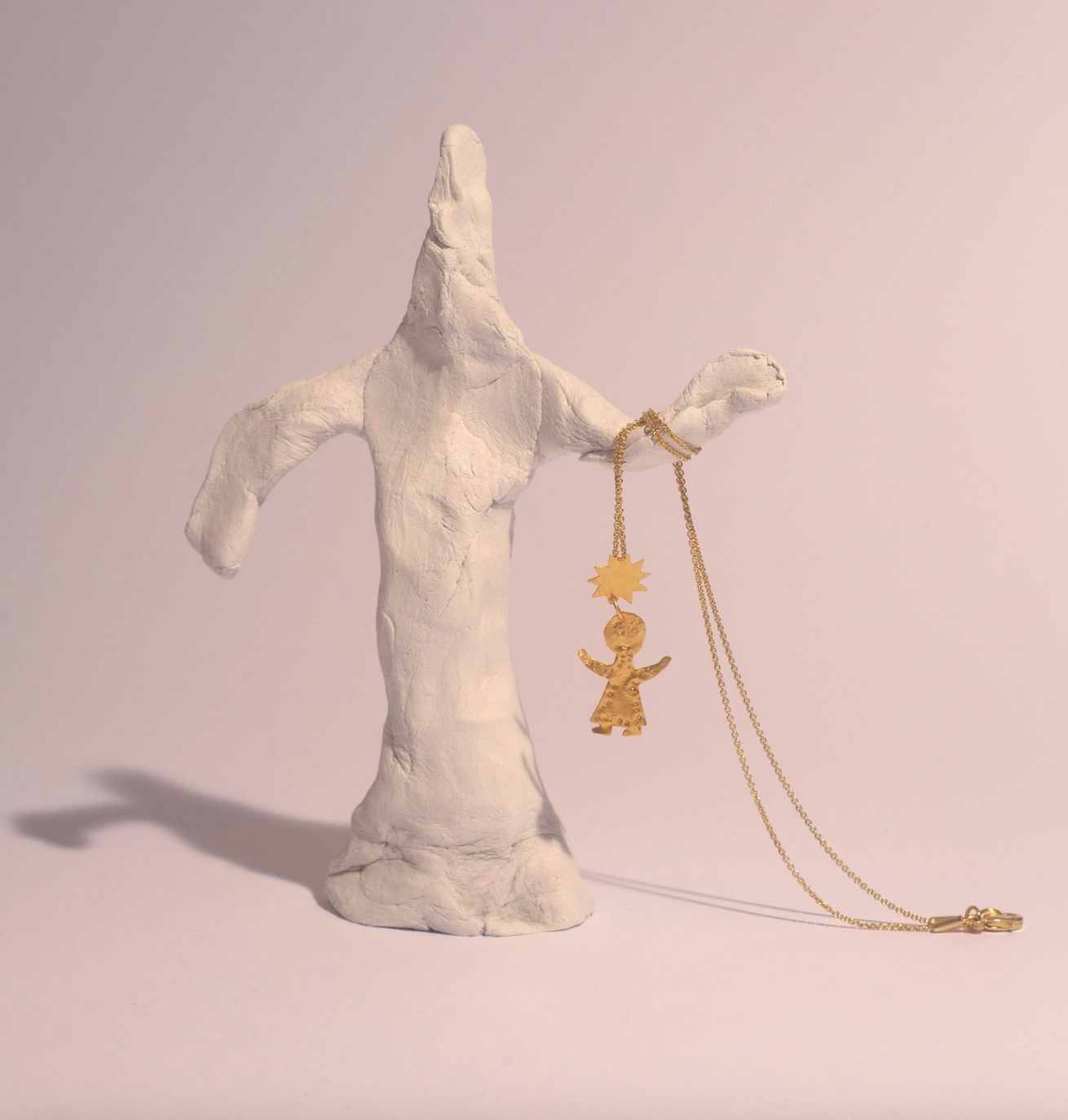 Apres Ski Figurine Gold Pendant