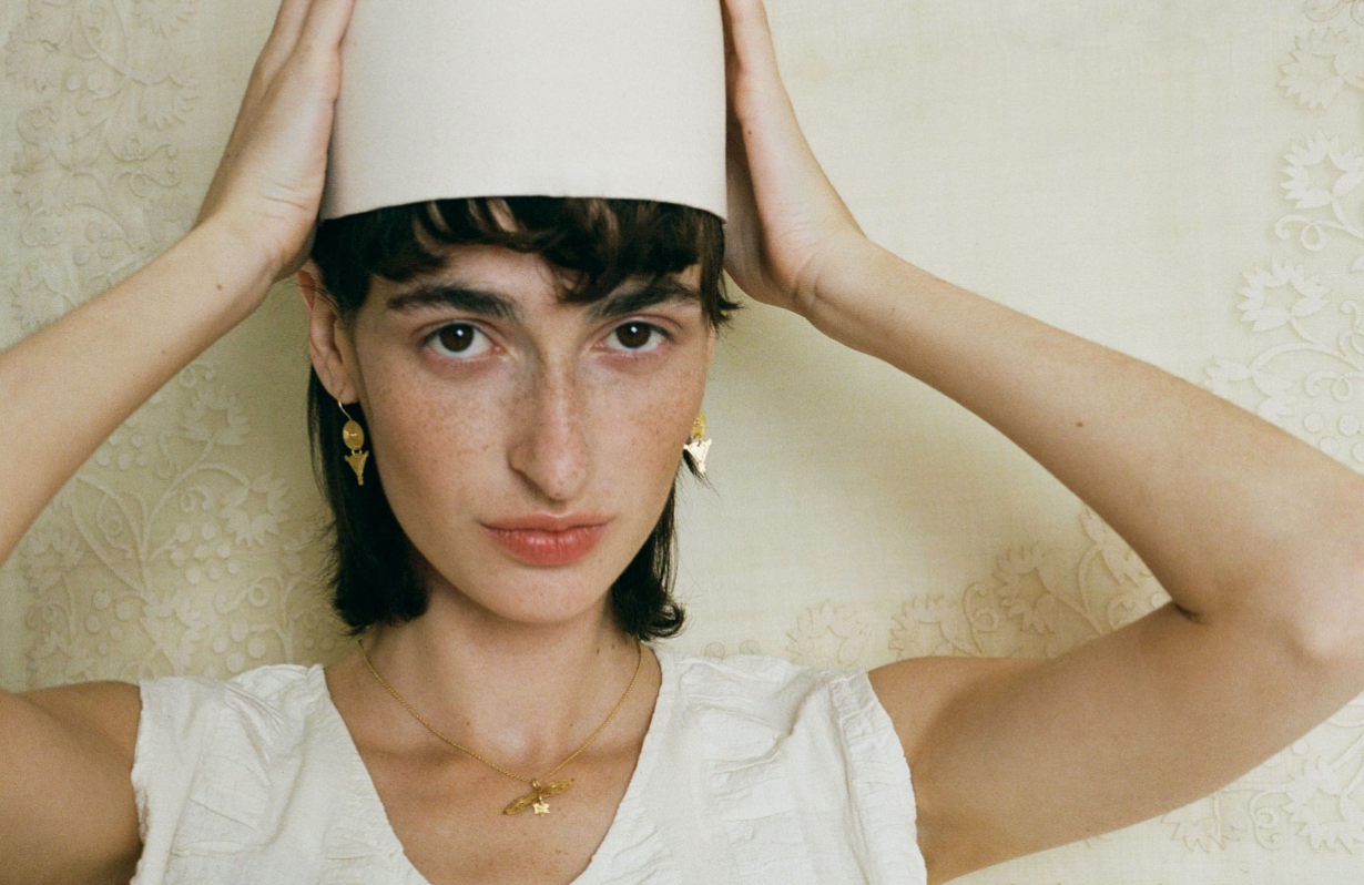 Apres Ski Vista Gold Pendant