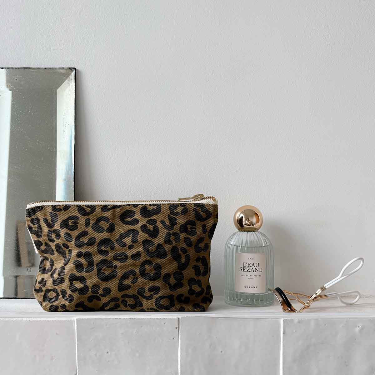 POUCH SOFIA GRAOU OLIVE: OLIVE / GRAOU