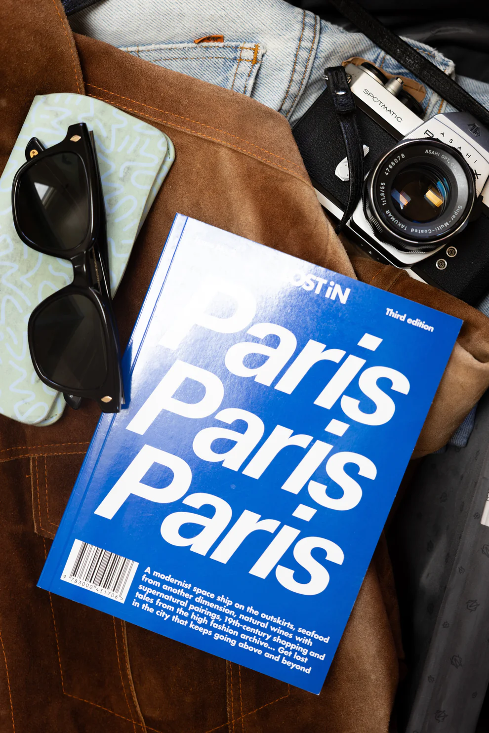 LOST iN Paris Guide Book
