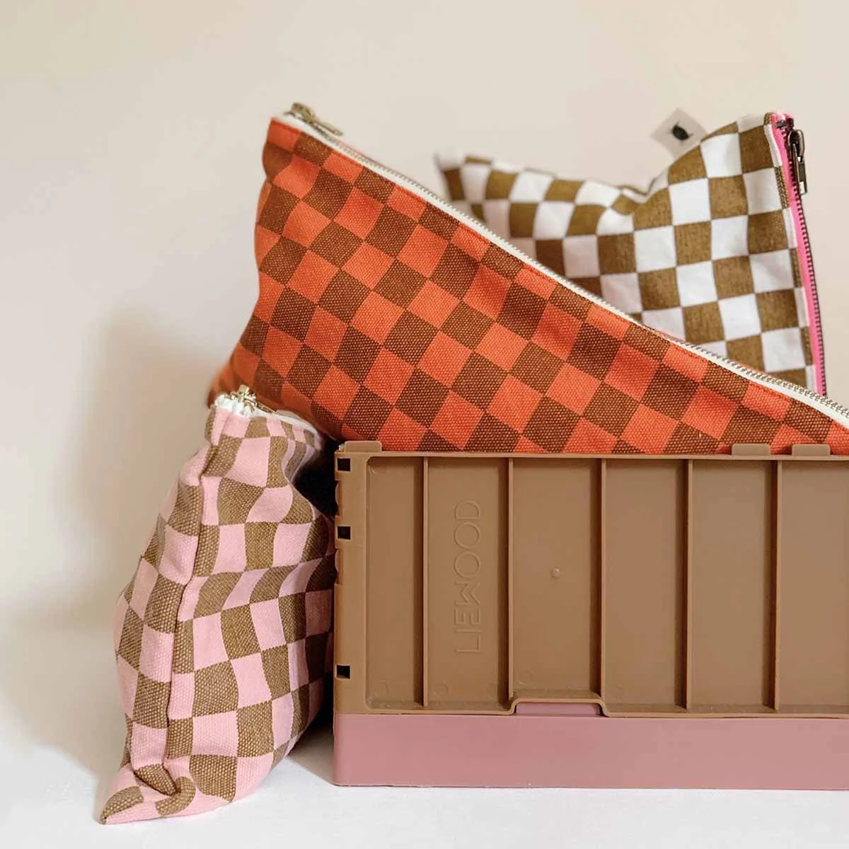 Rose In April Paris Toffee/White Canvas Lili Clutch